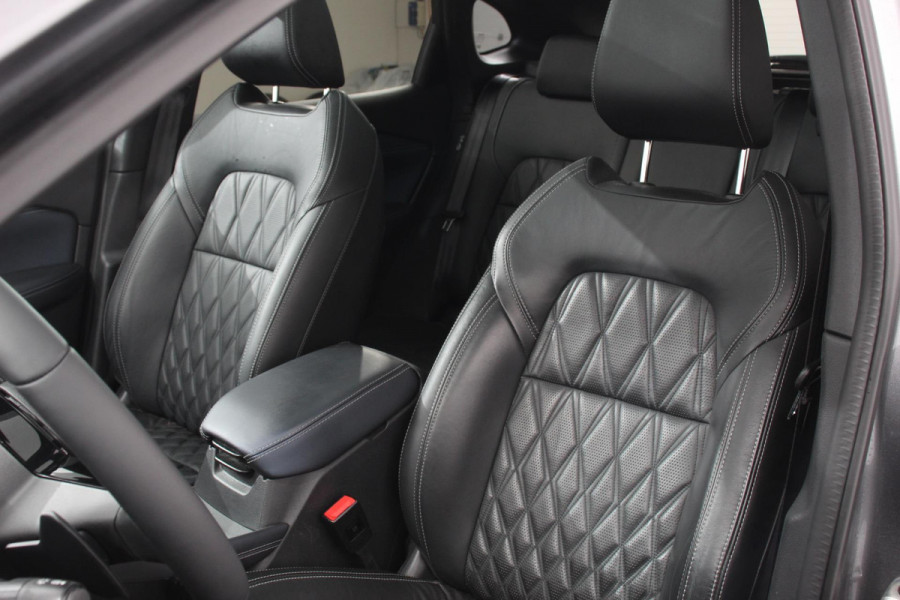 Nissan QASHQAI 1.3 MHEV DIG-T 158pk Xtronic Tekna+ | Navigatie | Apple Carplay/Android Auto | Parkeersensoren | 360 camera | Adaptive cruise control | Elektrisch panoramadak | Elektrische achterklep | Elektrische bestuurderstoel | Stoel-en stuurverwarming | Ledverlichting | Climate Control