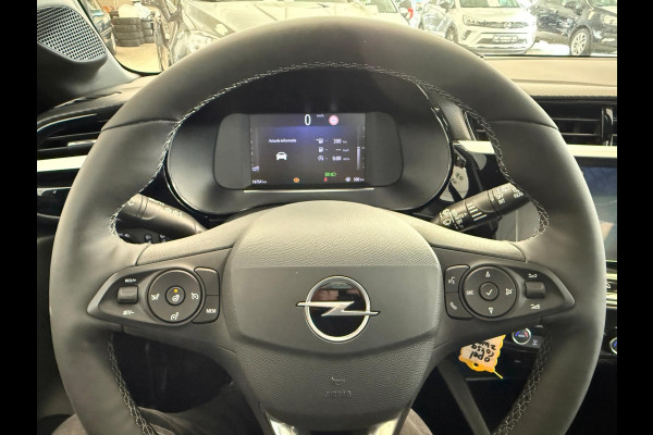 Opel Corsa 1.2Turbo 100pk GS-Line | Panoramadak | LED | Camera | Stoel+stuurverwarming | 17 Inch |