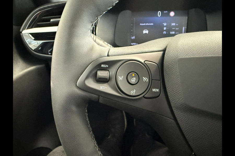 Opel Corsa 1.2Turbo 100pk GS-Line | Panoramadak | LED | Camera | Stoel+stuurverwarming | 17 Inch |