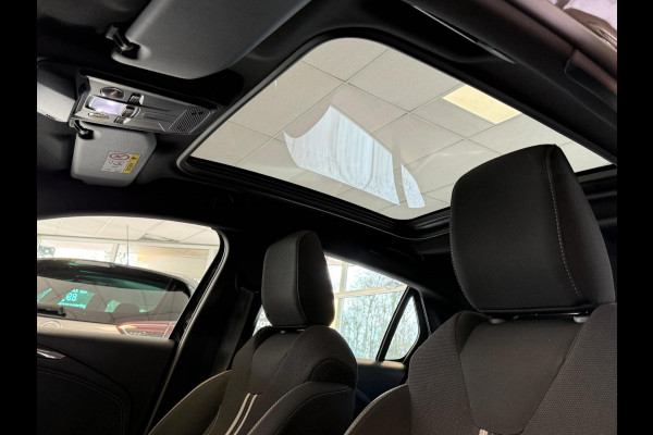 Opel Corsa 1.2Turbo 100pk GS-Line | Panoramadak | LED | Camera | Stoel+stuurverwarming | 17 Inch |