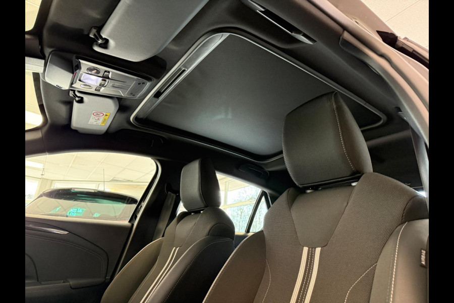 Opel Corsa 1.2Turbo 100pk GS-Line | Panoramadak | LED | Camera | Stoel+stuurverwarming | 17 Inch |