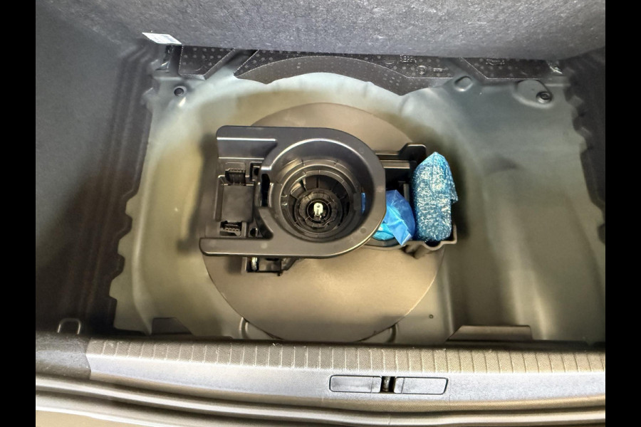 Opel Corsa 1.2Turbo 100pk GS-Line | Panoramadak | LED | Camera | Stoel+stuurverwarming | 17 Inch |