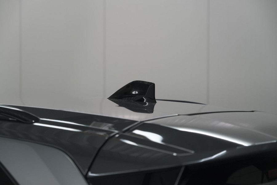 Peugeot 5008 1.2 Hybrid 136 e-DCS6 Allure | 7 Zitplaatsen | Camera | Stoelverwarming | Navigatie