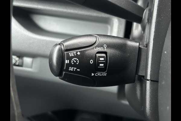 Opel Vivaro-e 75 kWh / L2H1 / 1e EIG. / 100% ELEKTRISCH / 51.074 KM / AIRCO / CRUISE / NAVI / CARPLAY / CAMERA / 3-ZITS