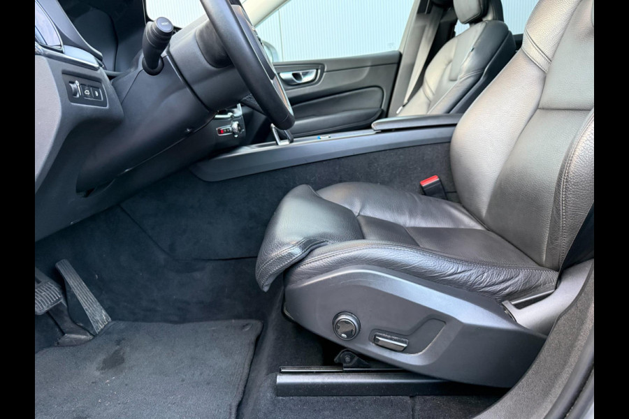 Volvo XC60 2.0 T6 Recharge AWD | PHEV | Pano | Leder | Camera