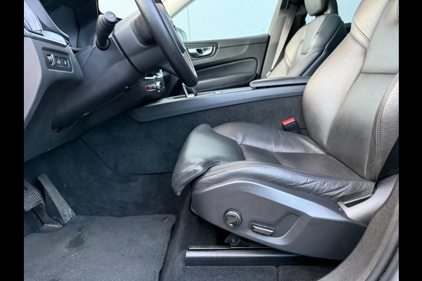 Volvo XC60 2.0 T6 Recharge AWD | PHEV | Pano | Leder | Camera