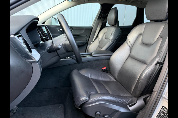 Volvo XC60 2.0 T6 Recharge AWD | PHEV | Pano | Leder | Camera