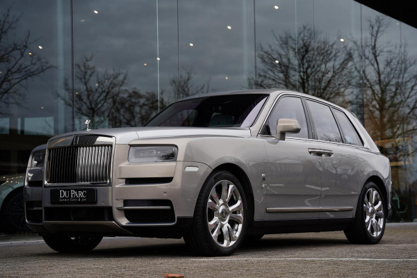 Rolls-Royce Cullinan 6.75 V12 / Bespoke Audio / Starlight / Twin-Coachline