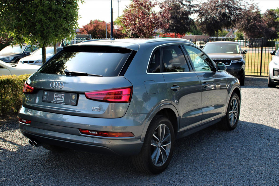 Audi Q3 2.0 TFSI Quattro Sport line | S-tronic | Trekhaak | LEER |