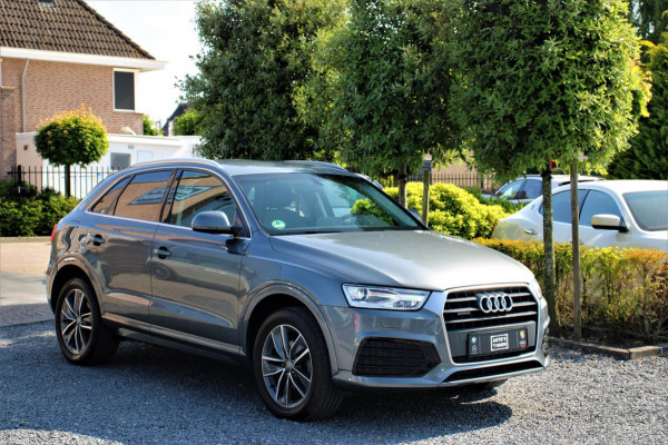 Audi Q3 2.0 TFSI Quattro Sport line | S-tronic | Trekhaak | LEER |