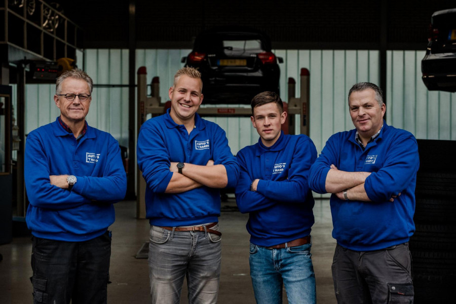 Audi Q3 2.0 TFSI Quattro Sport line | S-tronic | Trekhaak | LEER |