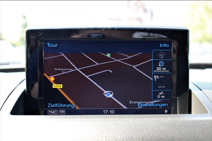 Audi Q3 2.0 TFSI Quattro Sport line | S-tronic | Trekhaak | LEER |