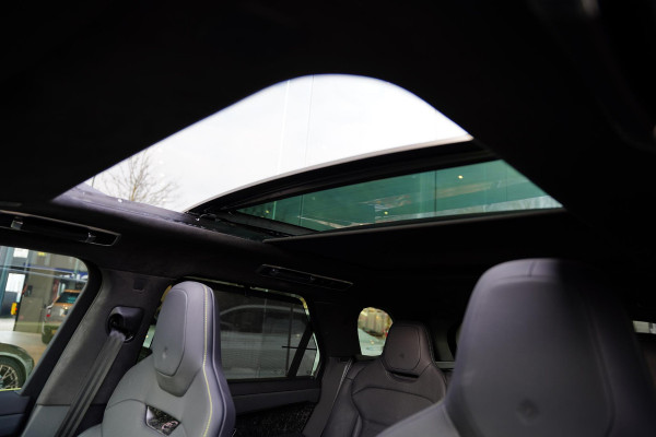 Land Rover Range Rover Sport P635 SV / Celestial Sol / Carbon