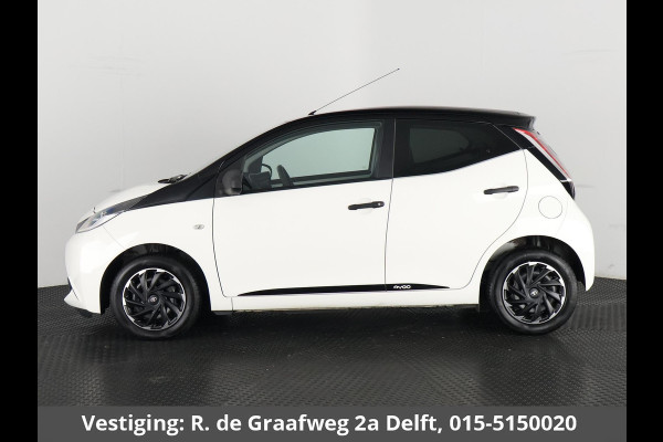 Toyota Aygo 1.0 VVT-i X-Fun Bi-Tone | Airco | Bluetooth | Privacy Glass |