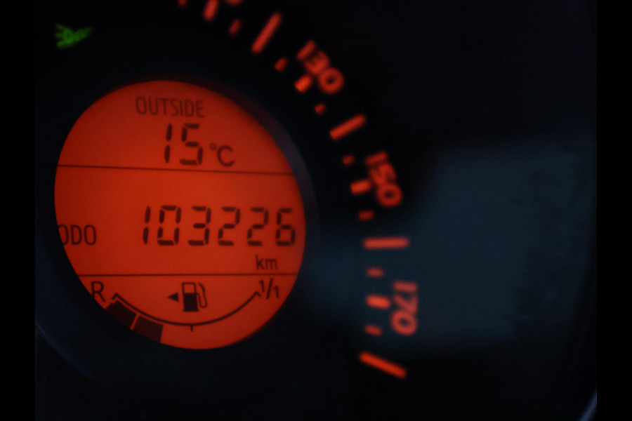 Toyota Aygo 1.0 VVT-i X-Fun Bi-Tone | Airco | Bluetooth | Privacy Glass |