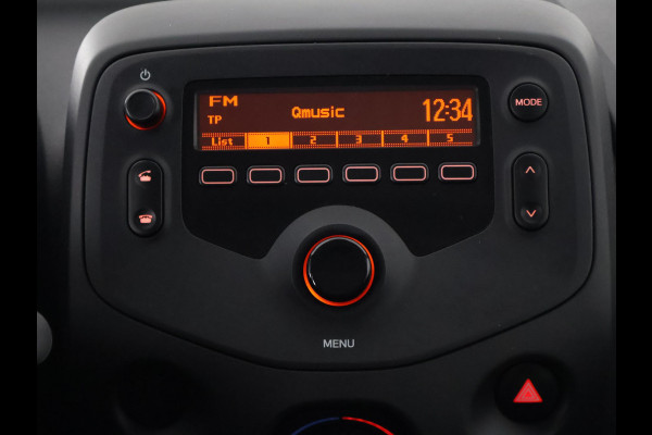 Toyota Aygo 1.0 VVT-i X-Fun Bi-Tone | Airco | Bluetooth | Privacy Glass |