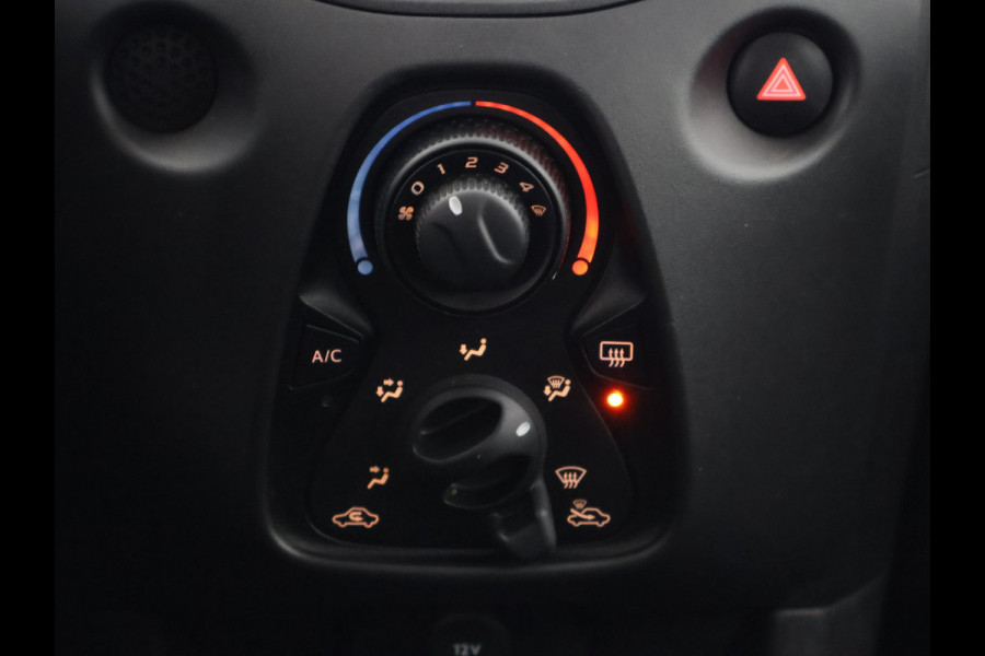 Toyota Aygo 1.0 VVT-i X-Fun Bi-Tone | Airco | Bluetooth | Privacy Glass |