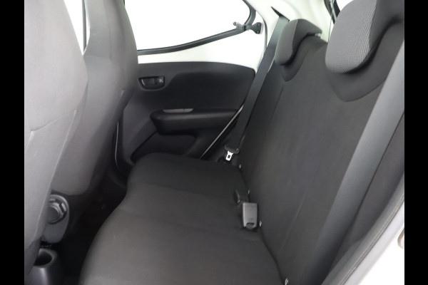 Toyota Aygo 1.0 VVT-i X-Fun Bi-Tone | Airco | Bluetooth | Privacy Glass |
