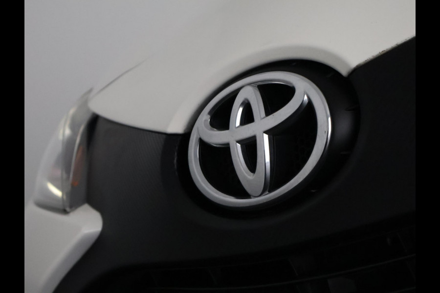 Toyota Aygo 1.0 VVT-i X-Fun Bi-Tone | Airco | Bluetooth | Privacy Glass |