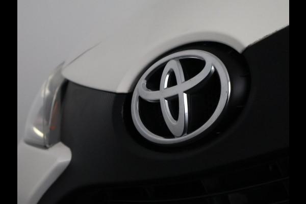 Toyota Aygo 1.0 VVT-i X-Fun Bi-Tone | Airco | Bluetooth | Privacy Glass |
