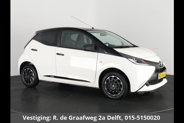 Toyota Aygo 1.0 VVT-i X-Fun Bi-Tone | Airco | Bluetooth | Privacy Glass |