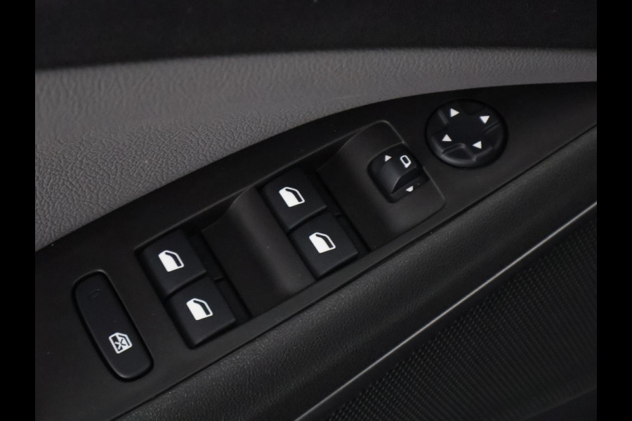 Opel Crossland X 1.2 Turbo Innovation Automaat | Navigatie | Parkeersensoren | Cruise Control |