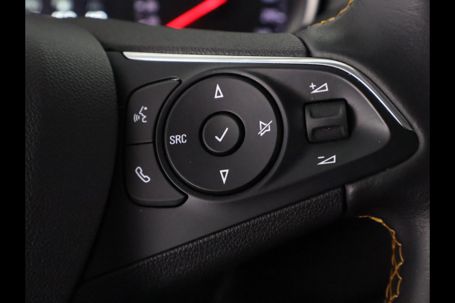 Opel Crossland X 1.2 Turbo Innovation Automaat | Navigatie | Parkeersensoren | Cruise Control |
