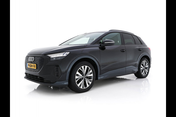 Audi Q4 e-tron 40 Launch edition Advanced Plus 77 kWh [3-Fase] {SOH-93%} (INCL-BTW) *HEATPUMP | ADAPT-CRUISE | MATRIX-LED | NAVI-FULLMAP | KEYLESS | CAMERA | DIGI-COCKPIT | DAB | AMBIENT-LIGHT | HEATED-SPORTSEATS | SHIFT-PADDLES | PRIVACY-GLASS | 19''ALU*