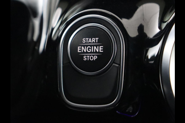 Mercedes-Benz B-Klasse 250e AMG | Trekhaak | Carplay | Stoelverwarming | Leder/Alcantara | Camera | Widescreen | Full LED | Navigatie | Park Assist | Climate control | Cruise control | PHEV | Plug In