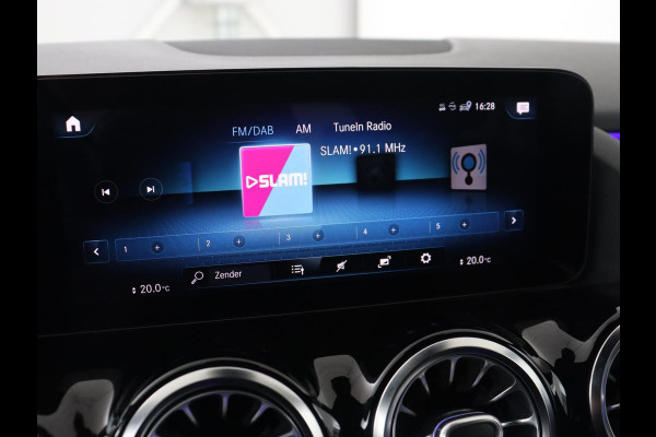 Mercedes-Benz B-Klasse 250e AMG | Trekhaak | Carplay | Stoelverwarming | Leder/Alcantara | Camera | Widescreen | Full LED | Navigatie | Park Assist | Climate control | Cruise control | PHEV | Plug In