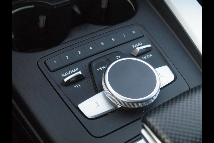 Audi A5 Sportback 35 TFSI Sport S-line edition 2X S-Line | Virtual cockpit | Sfeerverlichting | 19 Inch | NL-Auto