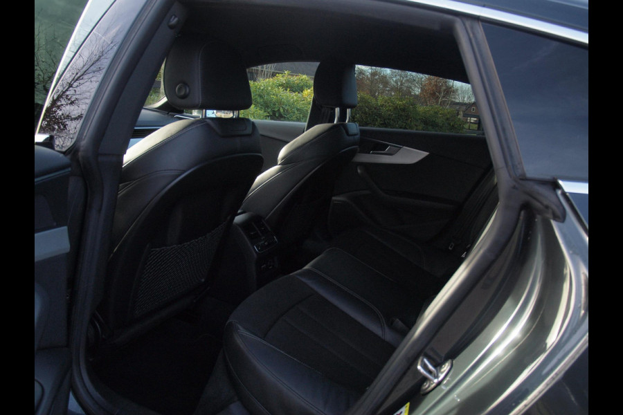 Audi A5 Sportback 35 TFSI Sport S-line edition 2X S-Line | Virtual cockpit | Sfeerverlichting | 19 Inch | NL-Auto