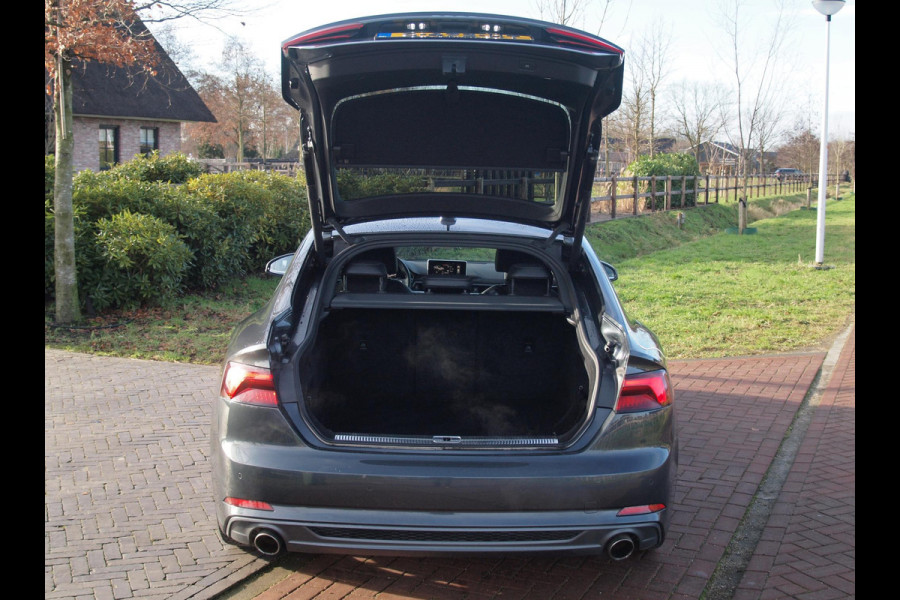 Audi A5 Sportback 35 TFSI Sport S-line edition 2X S-Line | Virtual cockpit | Sfeerverlichting | 19 Inch | NL-Auto
