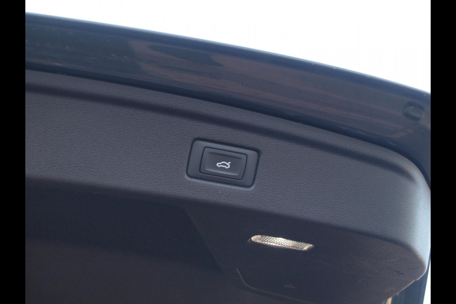 Audi A5 Sportback 35 TFSI Sport S-line edition 2X S-Line | Virtual cockpit | Sfeerverlichting | 19 Inch | NL-Auto