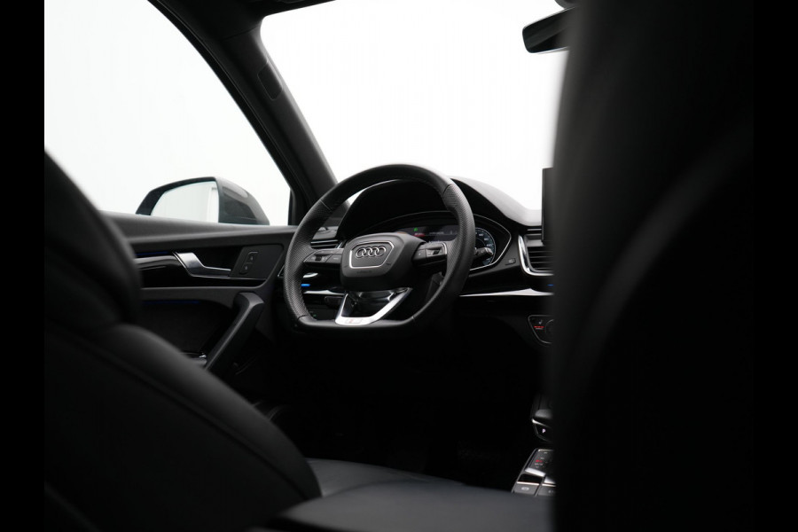Audi Q5 Sportback 55 TFSI e Quattro 2x S-Line Plug In Hybrid 367pk PHEV | Luchtvering | Sfeerverlichting | Bang & Olufsen | Valcona Sportstoelen Verwarmd | Camera | Apple Carplay | Virtual | Keyless | Navigatie | DAB | 20"L.M |