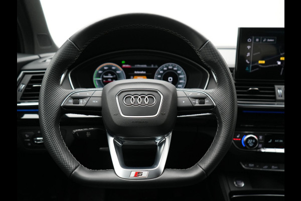 Audi Q5 Sportback 55 TFSI e Quattro 2x S-Line Plug In Hybrid 367pk PHEV | Luchtvering | Sfeerverlichting | Bang & Olufsen | Valcona Sportstoelen Verwarmd | Camera | Apple Carplay | Virtual | Keyless | Navigatie | DAB | 20"L.M |