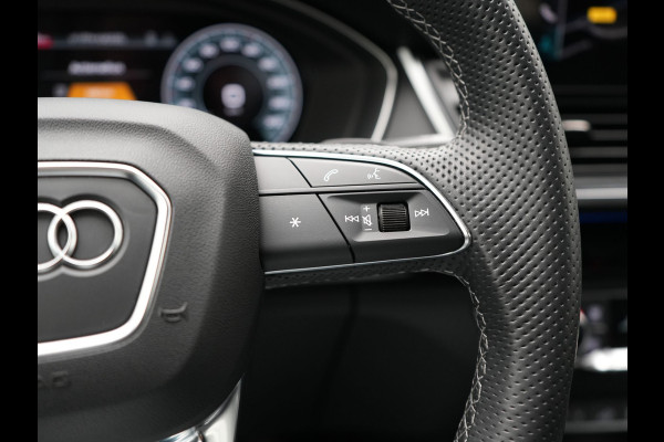 Audi Q5 Sportback 55 TFSI e Quattro 2x S-Line Plug In Hybrid 367pk PHEV | Luchtvering | Sfeerverlichting | Bang & Olufsen | Valcona Sportstoelen Verwarmd | Camera | Apple Carplay | Virtual | Keyless | Navigatie | DAB | 20"L.M |