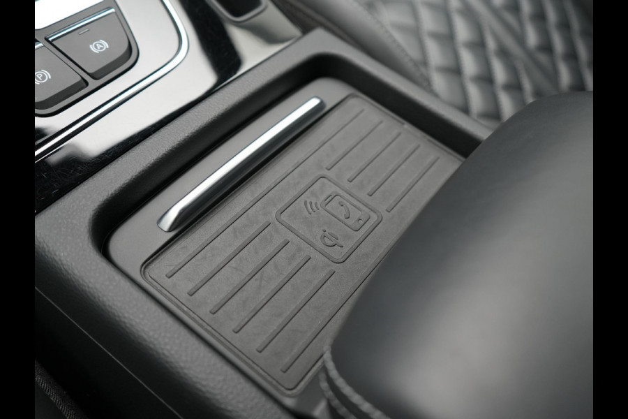Audi Q5 Sportback 55 TFSI e Quattro 2x S-Line Plug In Hybrid 367pk PHEV | Luchtvering | Sfeerverlichting | Bang & Olufsen | Valcona Sportstoelen Verwarmd | Camera | Apple Carplay | Virtual | Keyless | Navigatie | DAB | 20"L.M |