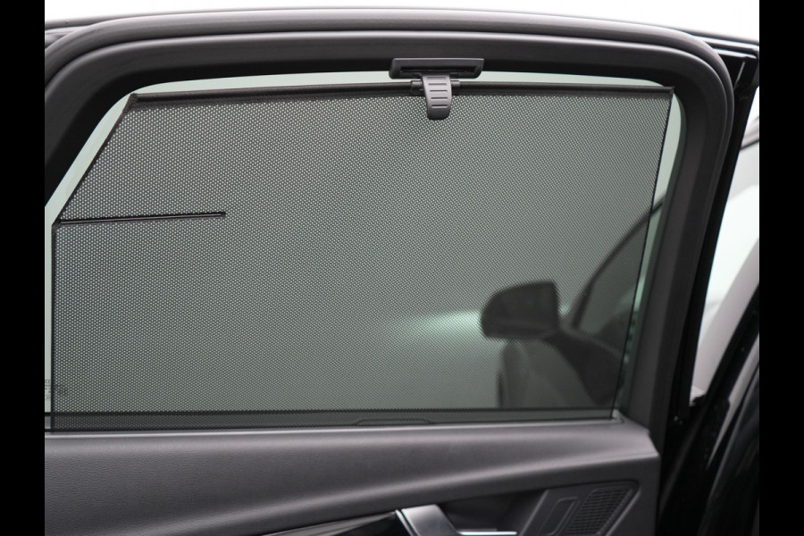 Audi Q5 Sportback 55 TFSI e Quattro 2x S-Line Plug In Hybrid 367pk PHEV | Luchtvering | Sfeerverlichting | Bang & Olufsen | Valcona Sportstoelen Verwarmd | Camera | Apple Carplay | Virtual | Keyless | Navigatie | DAB | 20"L.M |