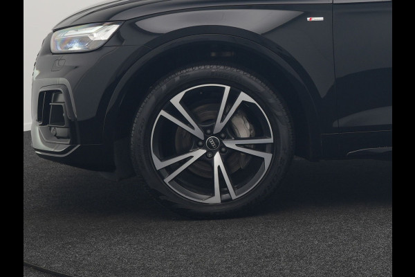 Audi Q5 Sportback 55 TFSI e Quattro 2x S-Line Plug In Hybrid 367pk PHEV | Luchtvering | Sfeerverlichting | Bang & Olufsen | Valcona Sportstoelen Verwarmd | Camera | Apple Carplay | Virtual | Keyless | Navigatie | DAB | 20"L.M |