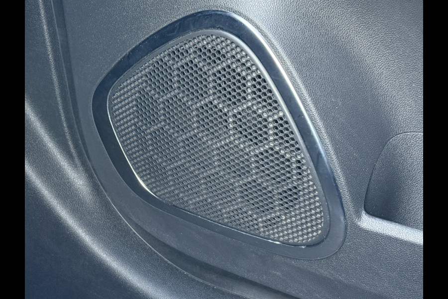 Renault Captur 1.3 TCe Intens| Trekhaak | Navi | Camera | Dodehoeksensoren