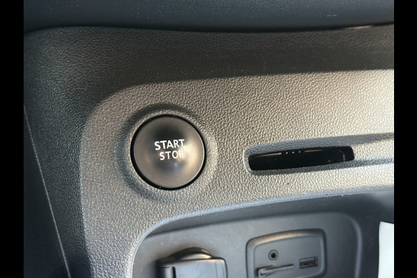 Renault Captur 1.3 TCe Intens| Trekhaak | Navi | Camera | Dodehoeksensoren