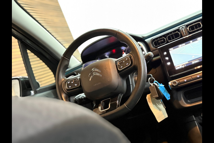 Citroën C3 1.2 PureTech Shine 110 PK | Cruise Control | Camera | Navigatie | Sportvelgen | Carplay