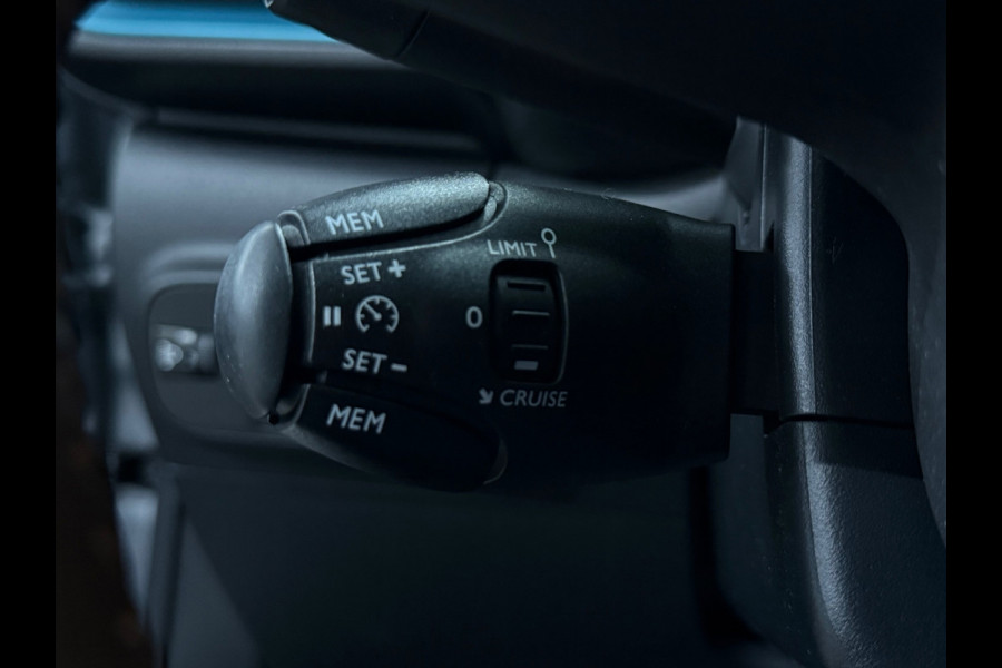 Citroën C3 1.2 PureTech Shine 110 PK | Cruise Control | Camera | Navigatie | Sportvelgen | Carplay