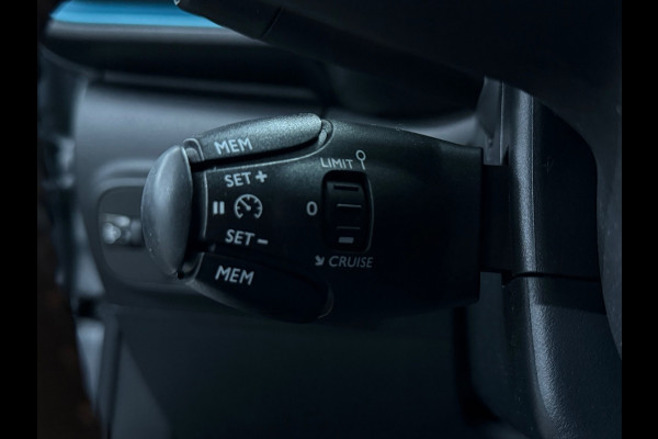 Citroën C3 1.2 PureTech Shine 110 PK | Cruise Control | Camera | Navigatie | Sportvelgen | Carplay