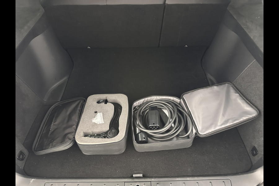 Tesla Model X Long Range [ 3-Fase ] {SOH-91%} (INCL-BTW) Aut. *PANO-WINDOW | AUTOPILOT | LEATHER | TOPVIEW | NAVI-FULLMAP | FULL-LED | AIRSUSPENSION | DIGI-COCKPIT | KEYLESS | CAMERA | DAB+ | HEATED-COMFORTSEATS | TOWBAR | 20''ALU*