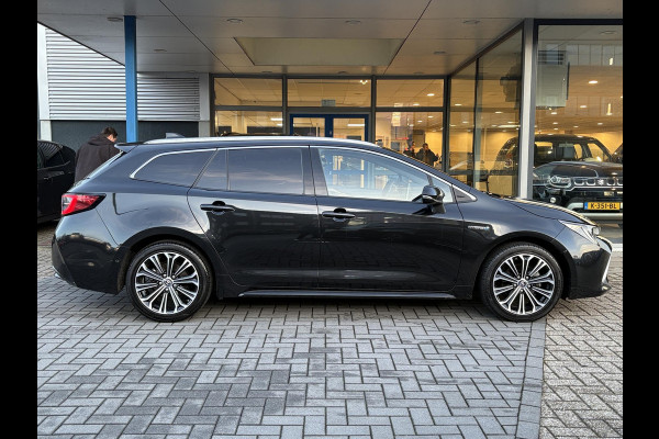 Toyota Corolla Touring Sports 1.8 Hybrid Executive | Trekhaak | Stoelverwarming | Head-up Display | Camera | Full LED |