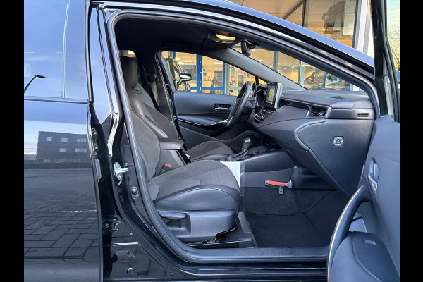 Toyota Corolla Touring Sports 1.8 Hybrid Executive | Trekhaak | Stoelverwarming | Head-up Display | Camera | Full LED |