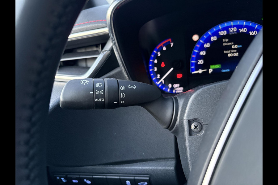 Toyota Corolla Touring Sports 1.8 Hybrid Executive | Trekhaak | Stoelverwarming | Head-up Display | Camera | Full LED |