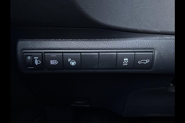 Toyota Corolla Touring Sports 1.8 Hybrid Executive | Trekhaak | Stoelverwarming | Head-up Display | Camera | Full LED |